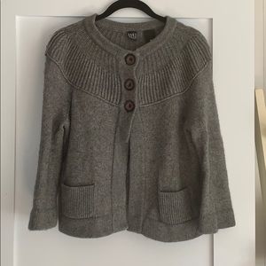 Saks Fifth Avenue Grey Sweater - Size M